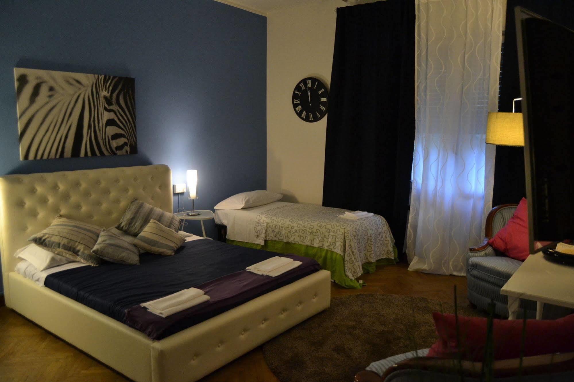 Central Avenue B&B Bolonha Exterior foto